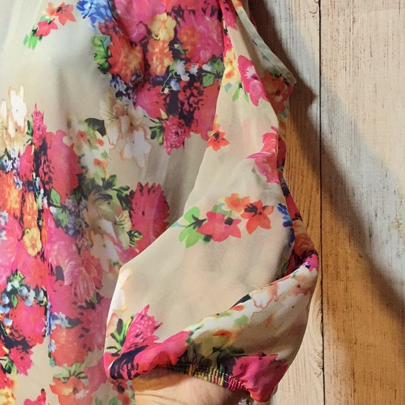 Luxe Top - Picture 2 of 5